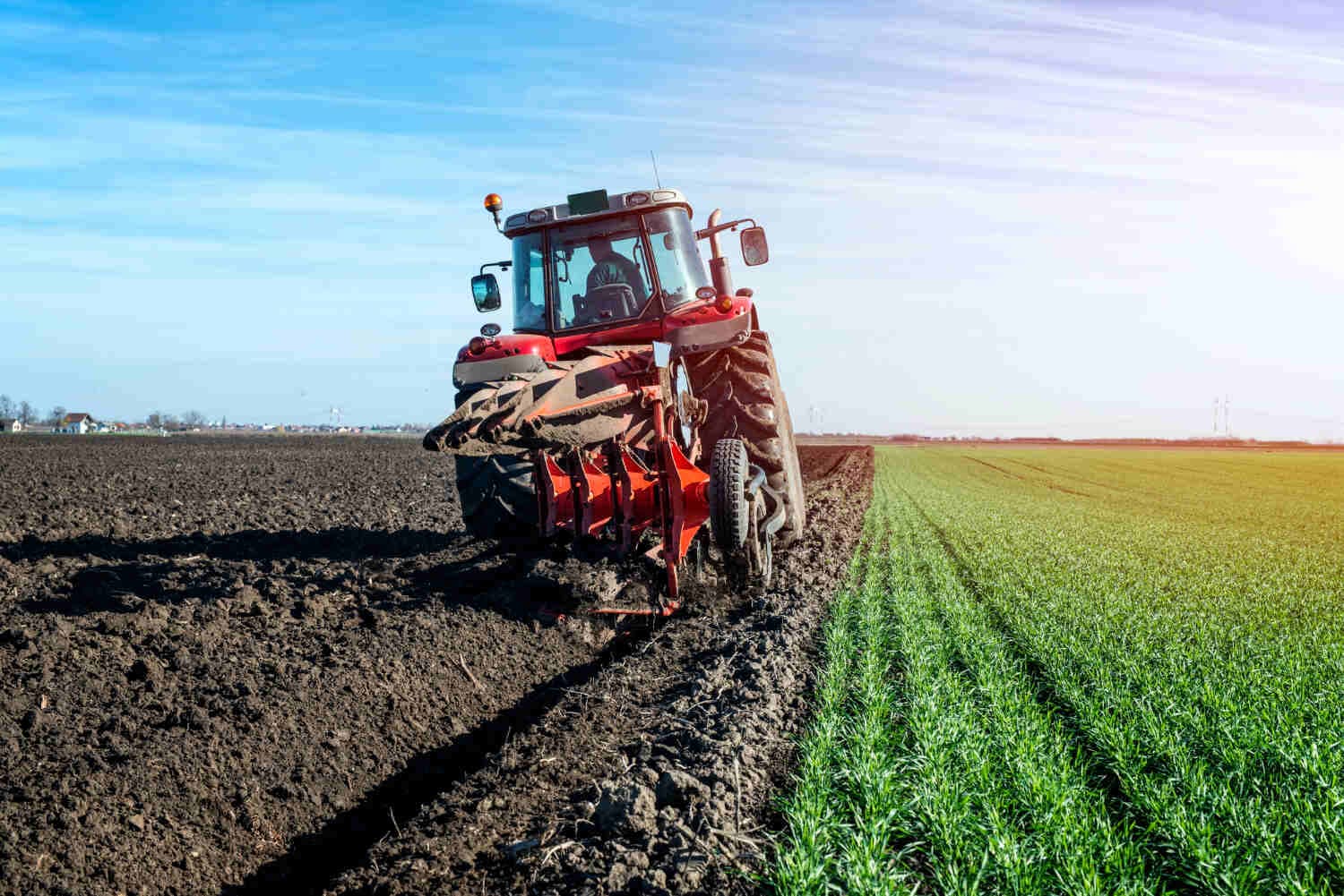 Llantas agrícolas: Mejora el rendimiento de tu maquinaria con G-Tires